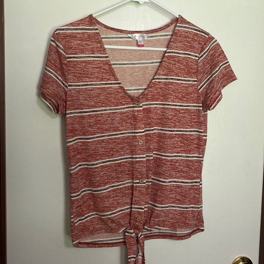 Toe Bottom Blouse